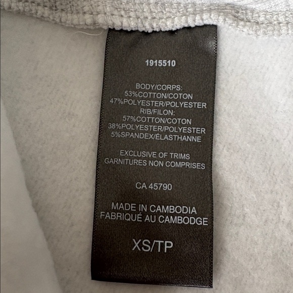 NWOT Danskin Light Heathered Grey 12 Zip Sweater Size XS 19” ptp - Picture 4 of 7